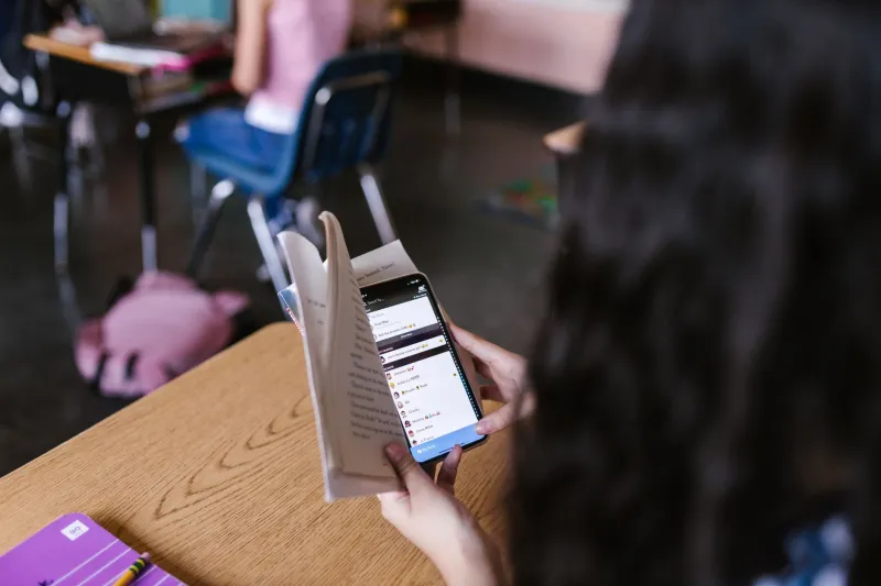 Every Time You Switch Subjects, Your Brain Pays a Tax — And It's Costing You on Test Day